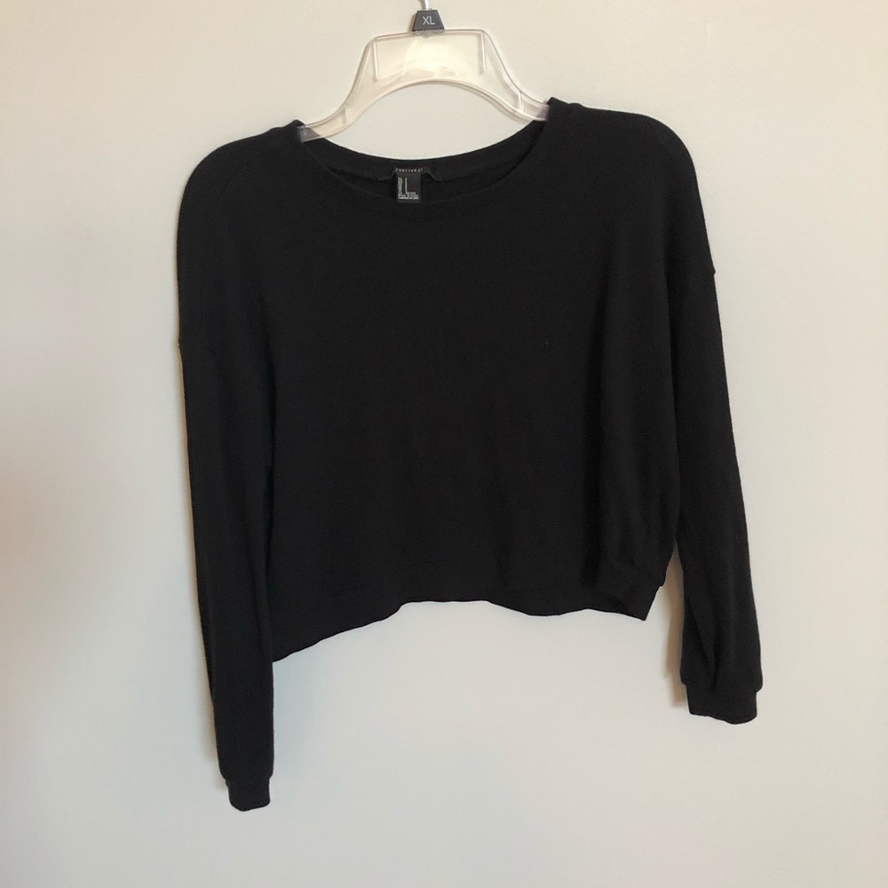 Black sweater crop top